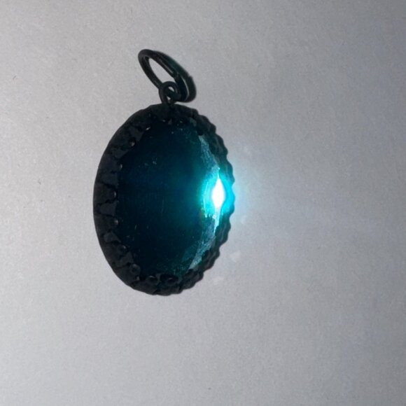 Blue gem Black Oval Pendant - Picture 8 of 14